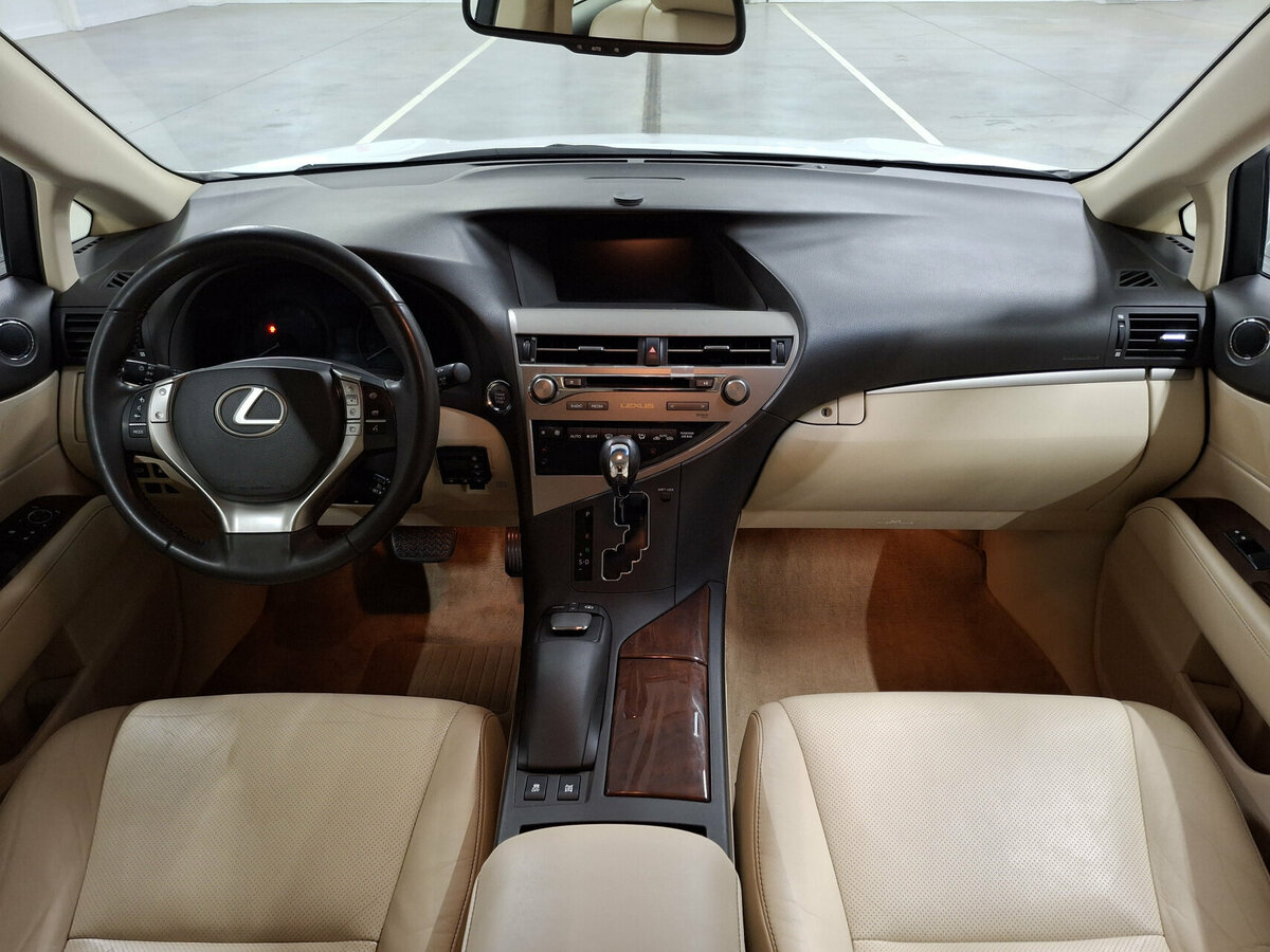 Lexus RX с пробегом — 2012 год. Фото: #13