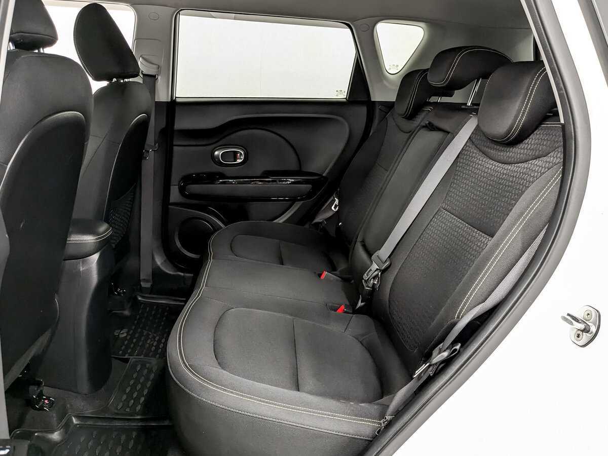 Kia Soul с пробегом — 2015 год. Фото: #11