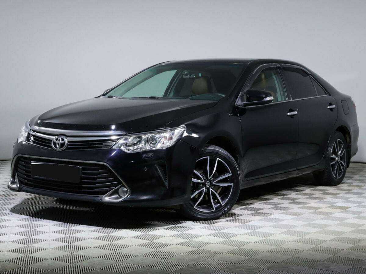 Toyota Camry с пробегом — 2016 год. Фото: #0