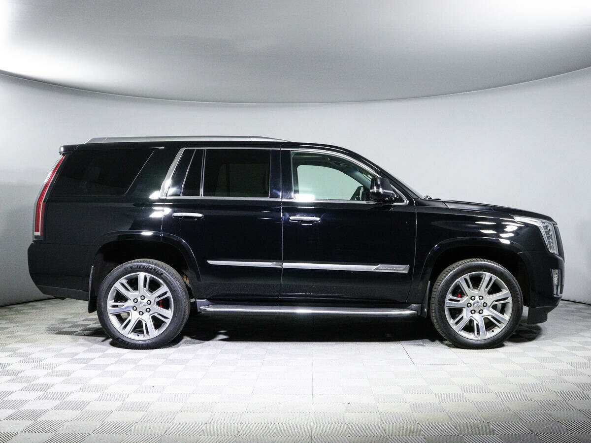 Cadillac Escalade с пробегом — 2016 год. Фото: #3