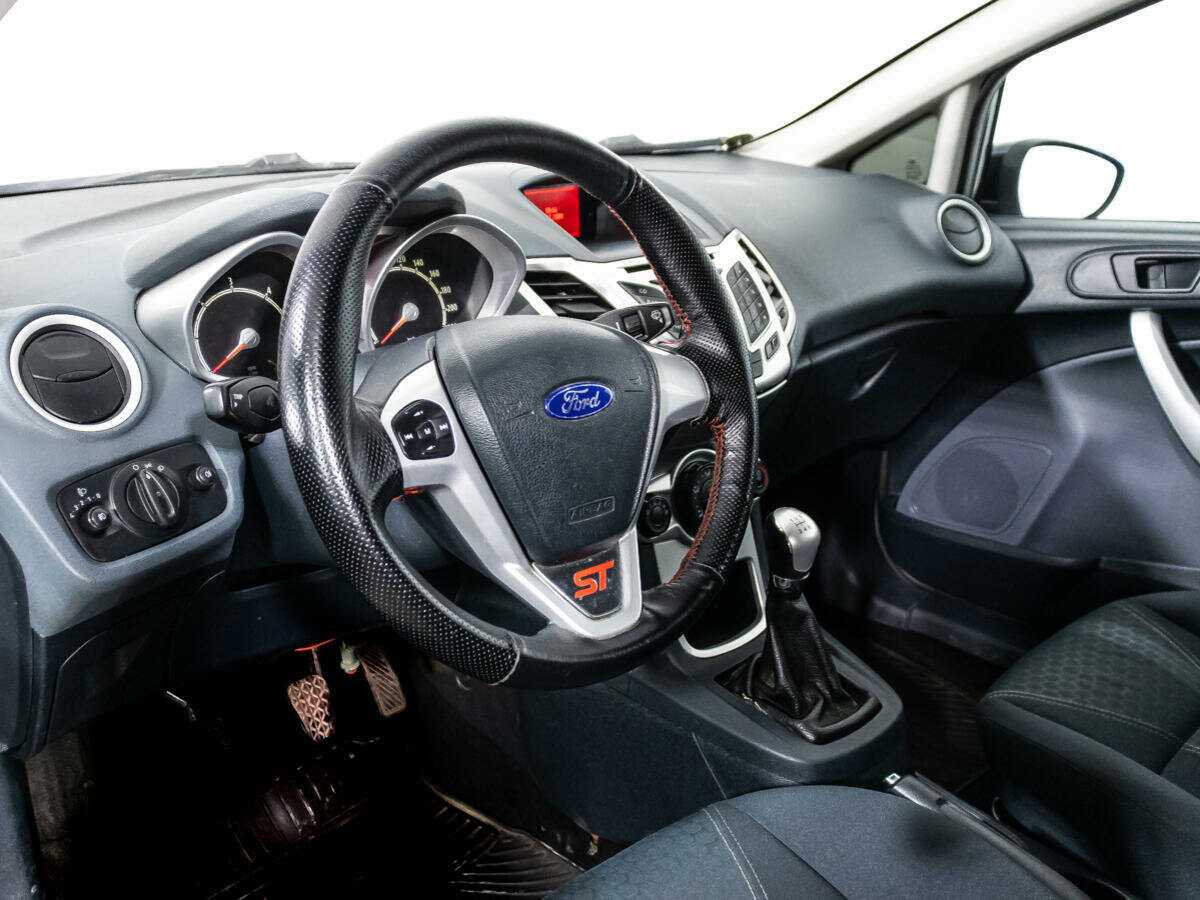 Ford Fiesta с пробегом — 2008 год. Фото: #10