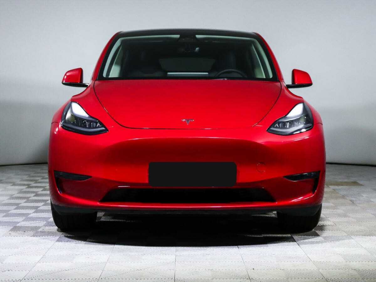 Tesla Model Y с пробегом — 2023 год. Фото: #1