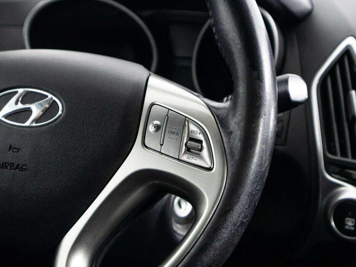 Hyundai ix35 с пробегом — 2011 год. Фото: #18