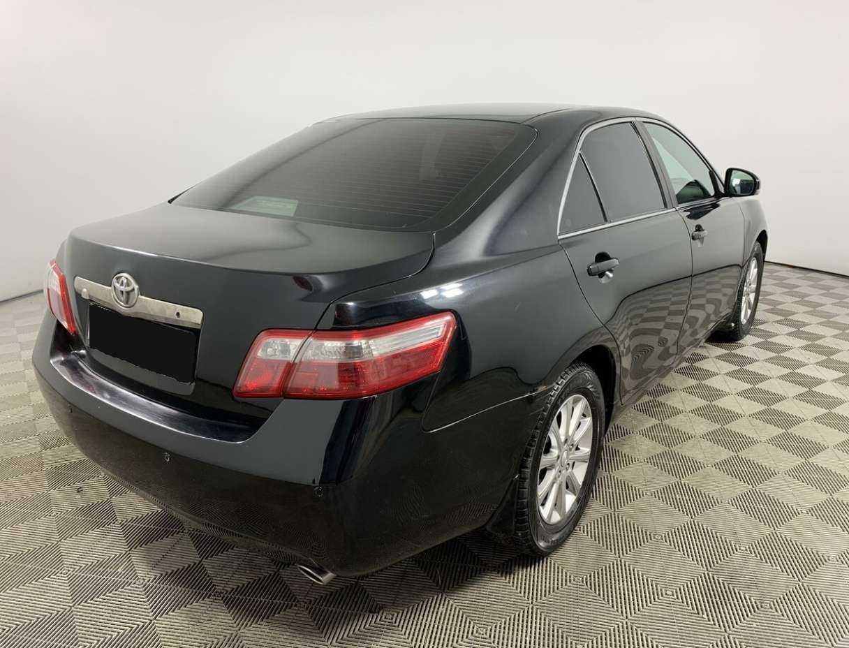 Toyota Camry с пробегом — 2011 год. Фото: #3