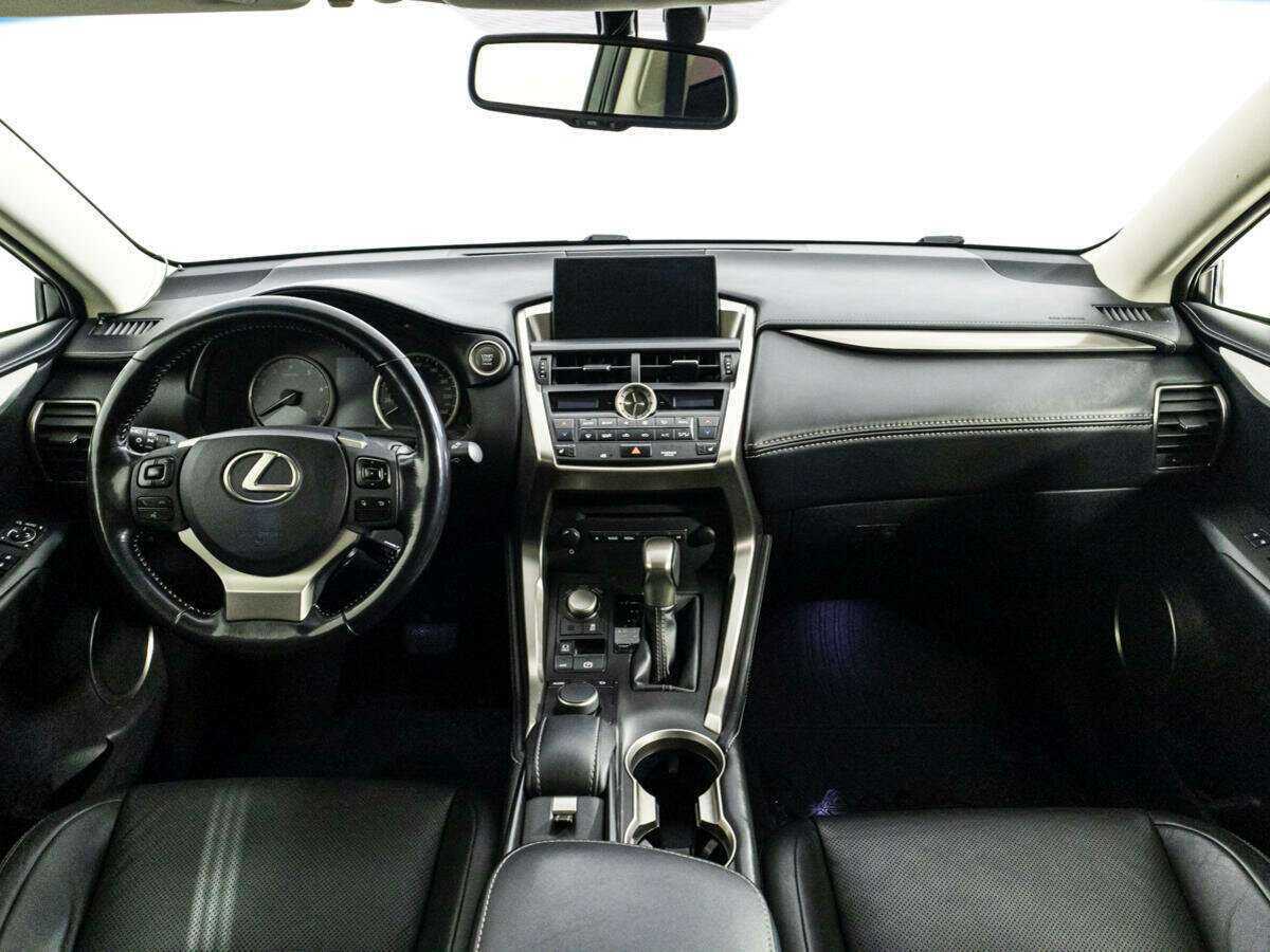Lexus NX с пробегом — 2014 год. Фото: #12