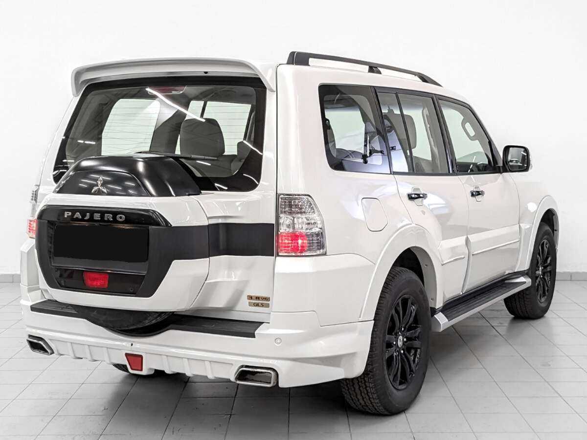Mitsubishi Pajero с пробегом — 2019 год. Фото: #4
