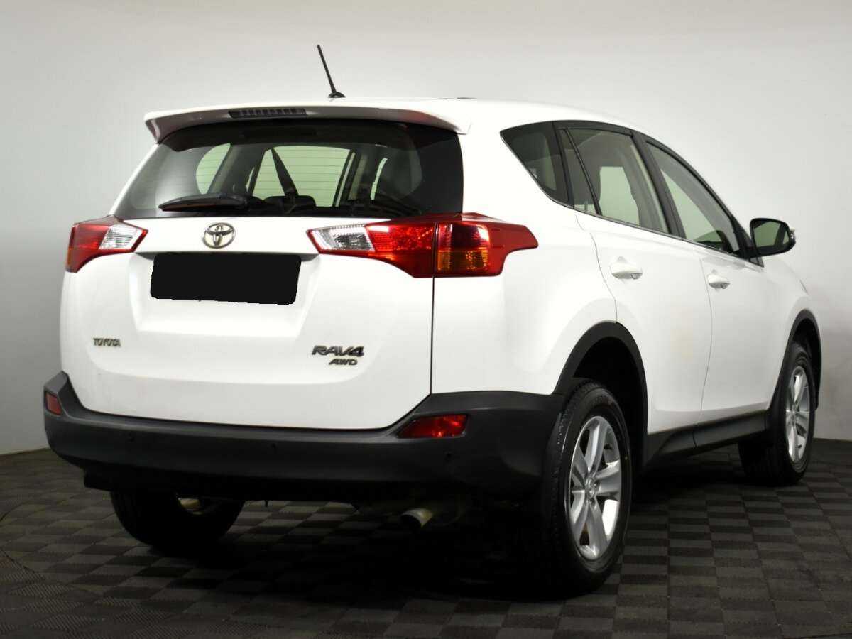 Toyota RAV4 с пробегом — 2013 год. Фото: #3