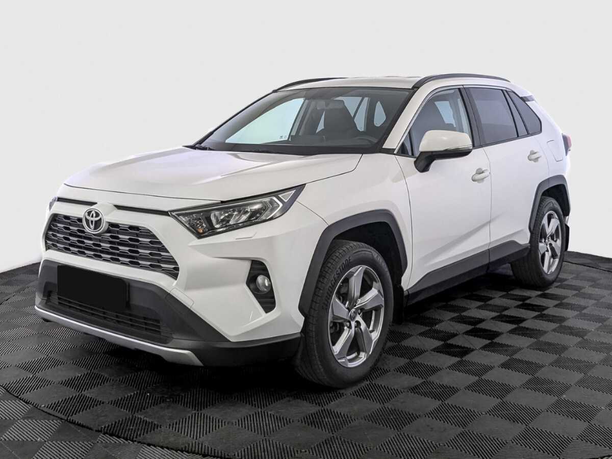 Toyota RAV4 с пробегом — 2021 год. Фото: #0