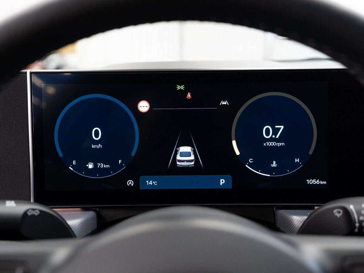 Hyundai Sonata с пробегом — 2023 год. Фото: #9