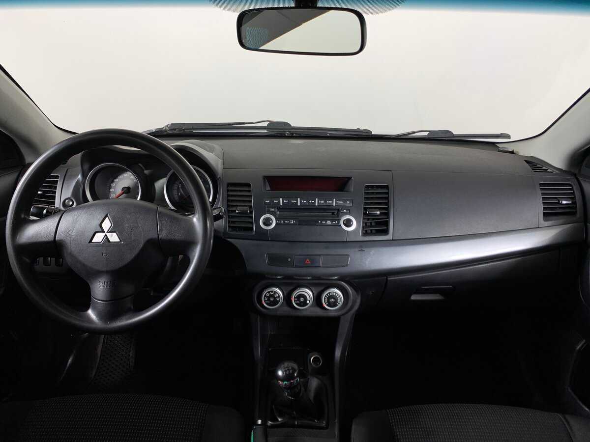 Mitsubishi Lancer с пробегом — 2009 год. Фото: #12