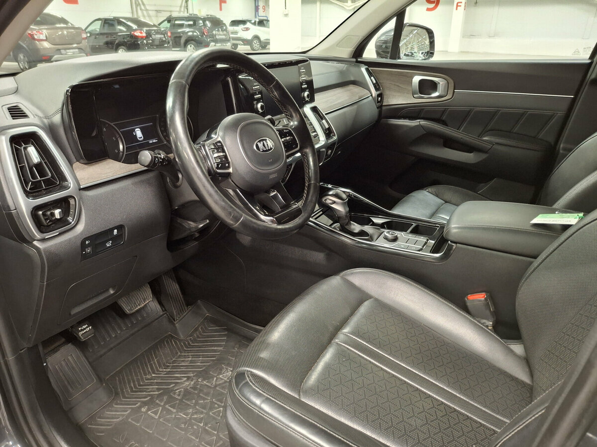 Kia Sorento с пробегом — 2021 год. Фото: #14