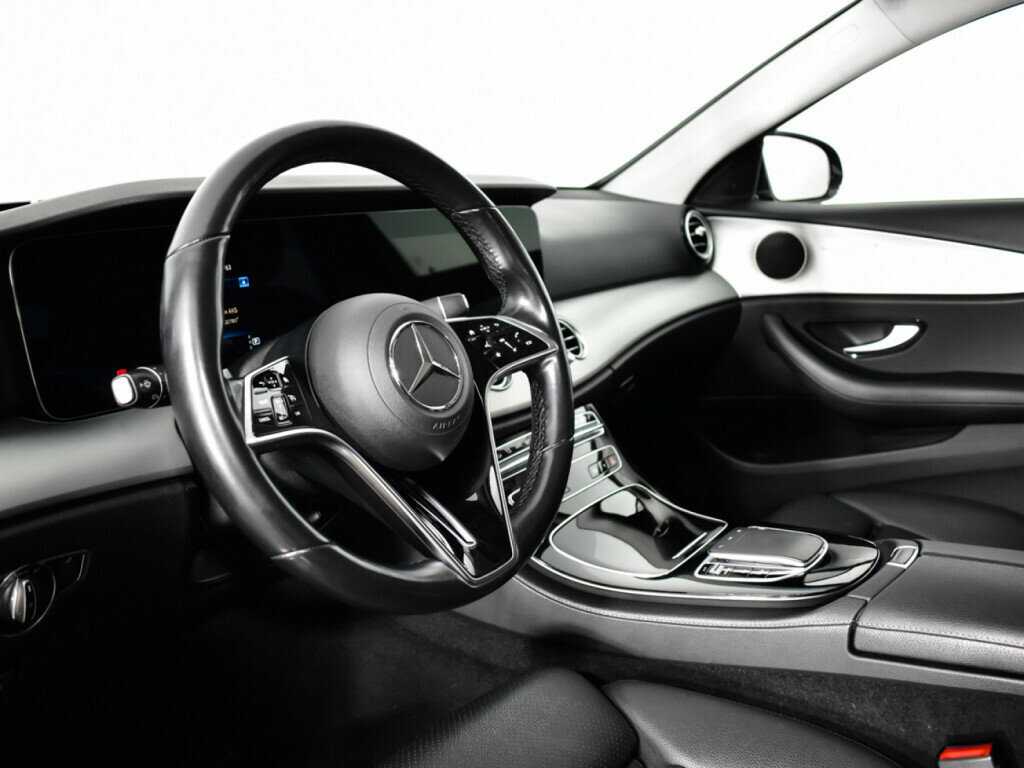 Mercedes-Benz E-Класс с пробегом — 2021 год. Фото: #12