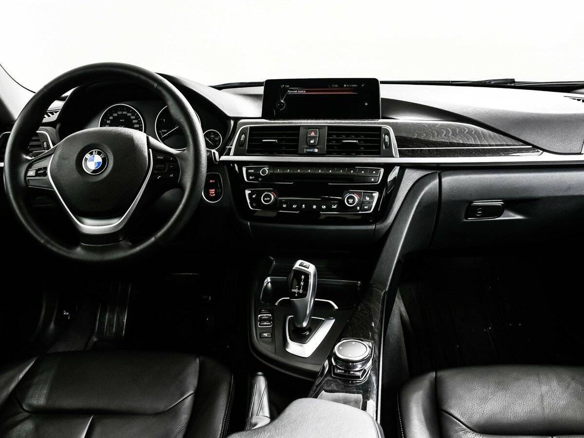 BMW 3 серии с пробегом — 2016 год. Фото: #10
