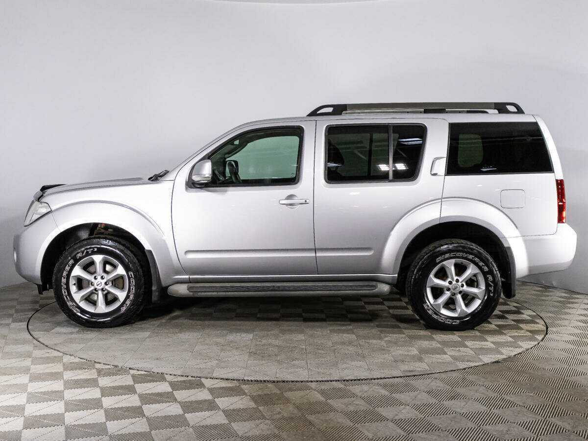 Nissan Pathfinder с пробегом — 2011 год. Фото: #7