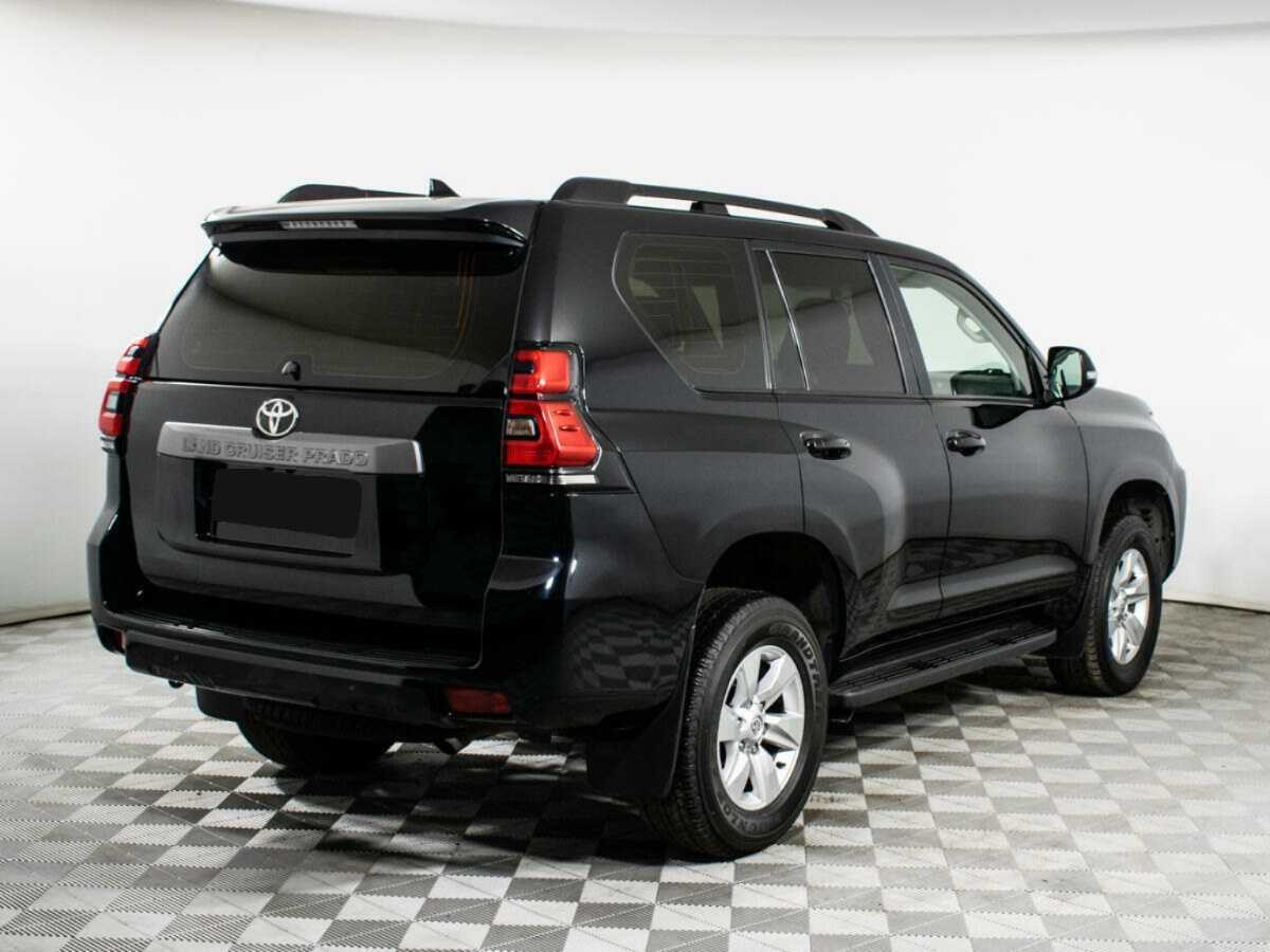 Toyota Land Cruiser Prado с пробегом — 2018 год. Фото: #4