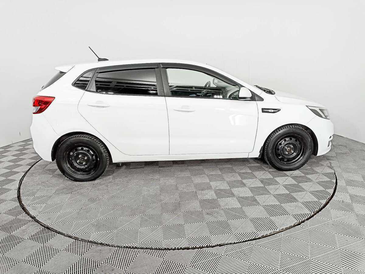 Kia Rio с пробегом — 2017 год. Фото: #3
