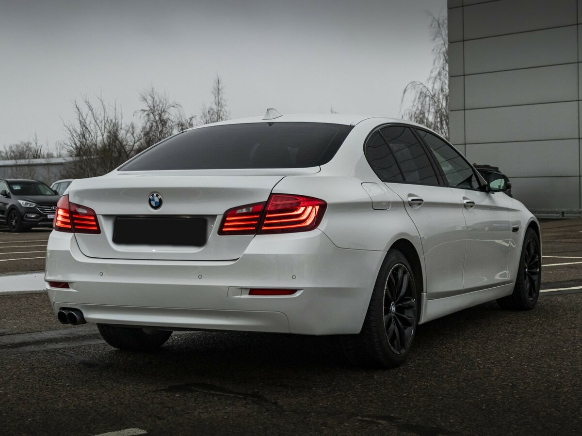 BMW 5 серии с пробегом — 2015 год. Фото: #5