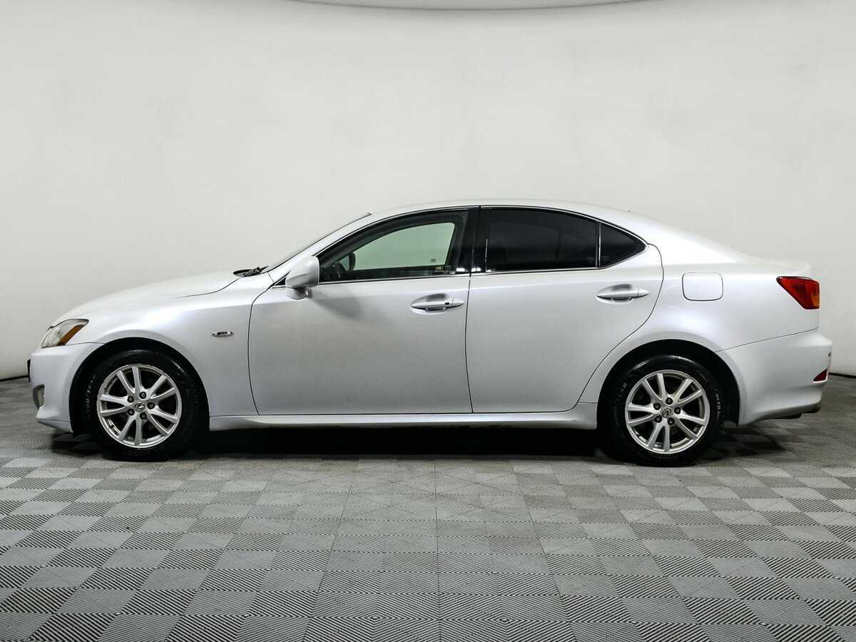 Lexus IS с пробегом — 2008 год. Фото: #7