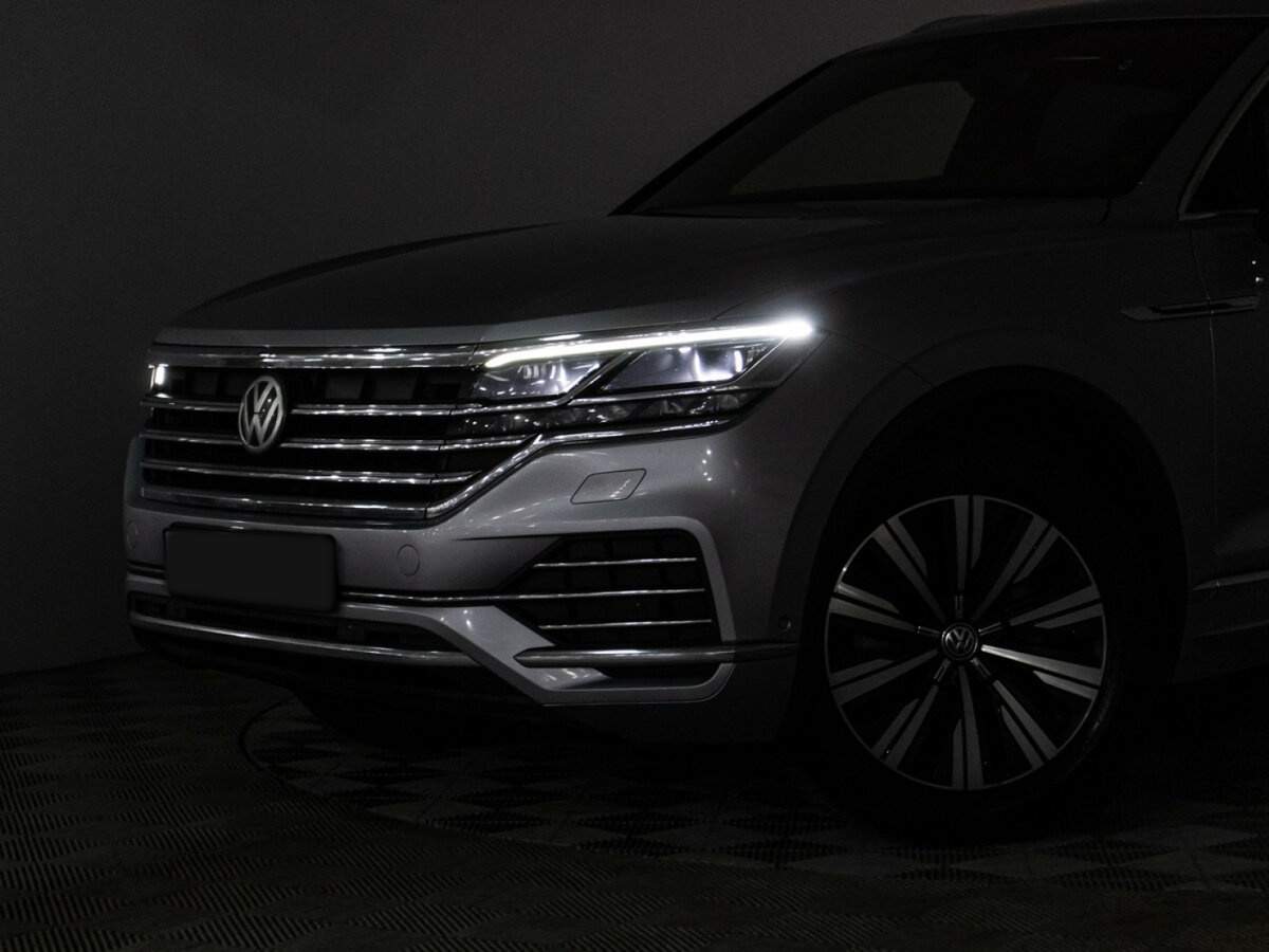Volkswagen Touareg с пробегом — 2018 год. Фото: #30