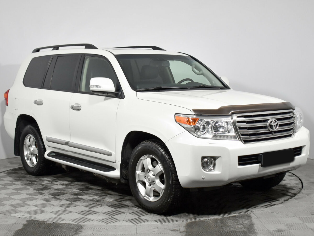Toyota Land Cruiser с пробегом — 2013 год. Фото: #2