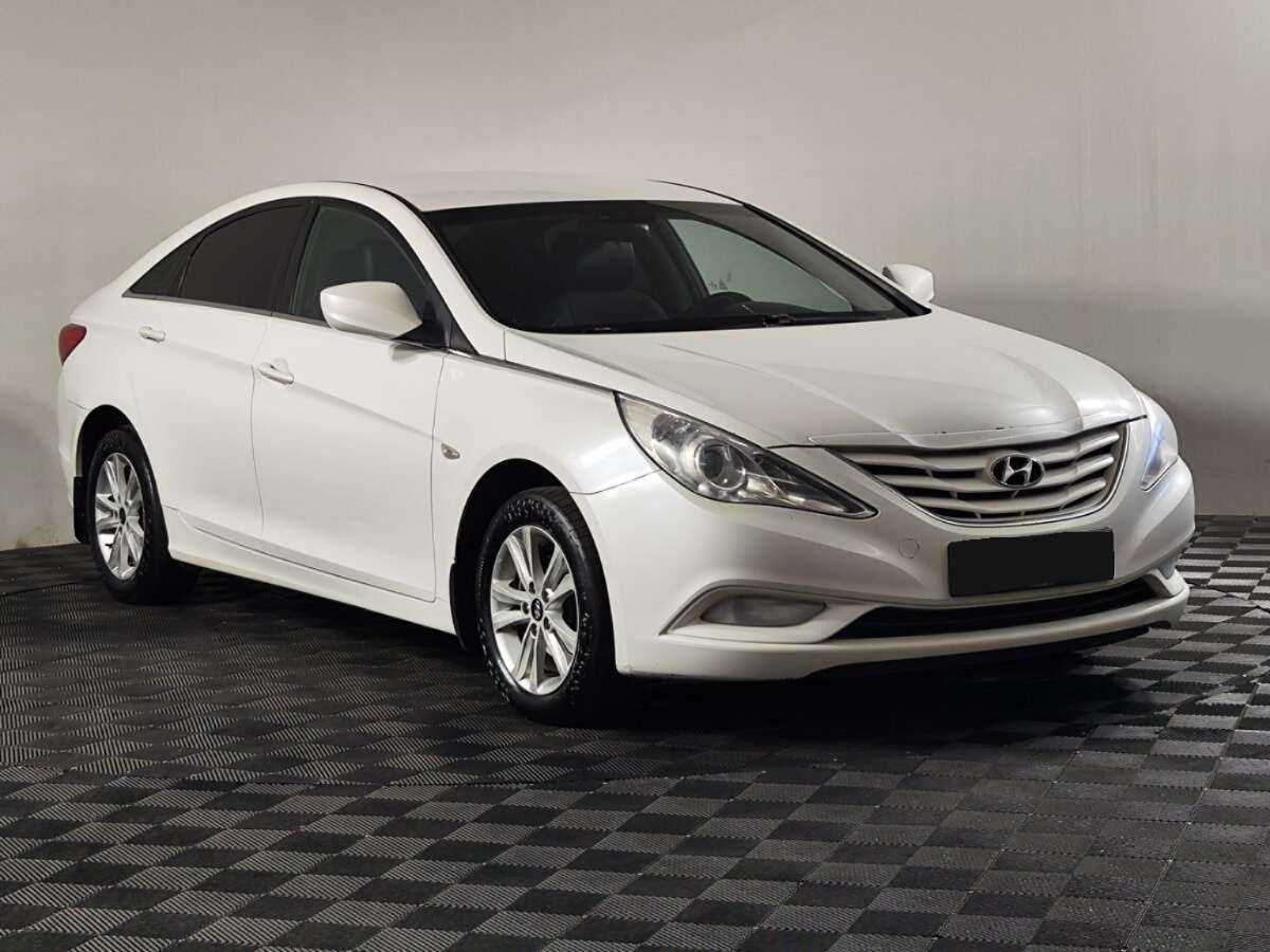 Hyundai Sonata с пробегом — 2011 год. Фото: #1