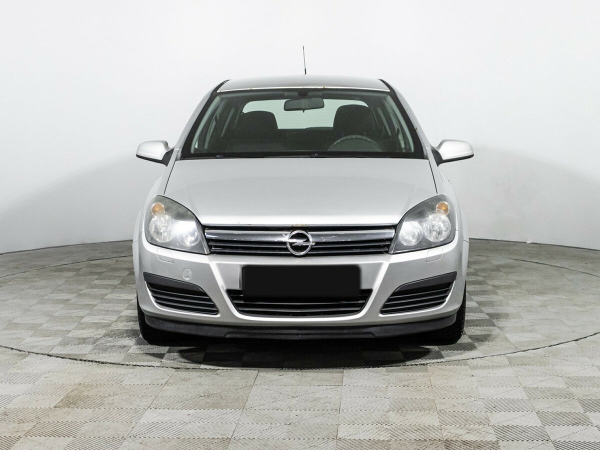 Opel Astra с пробегом — 2006 год. Фото: #1