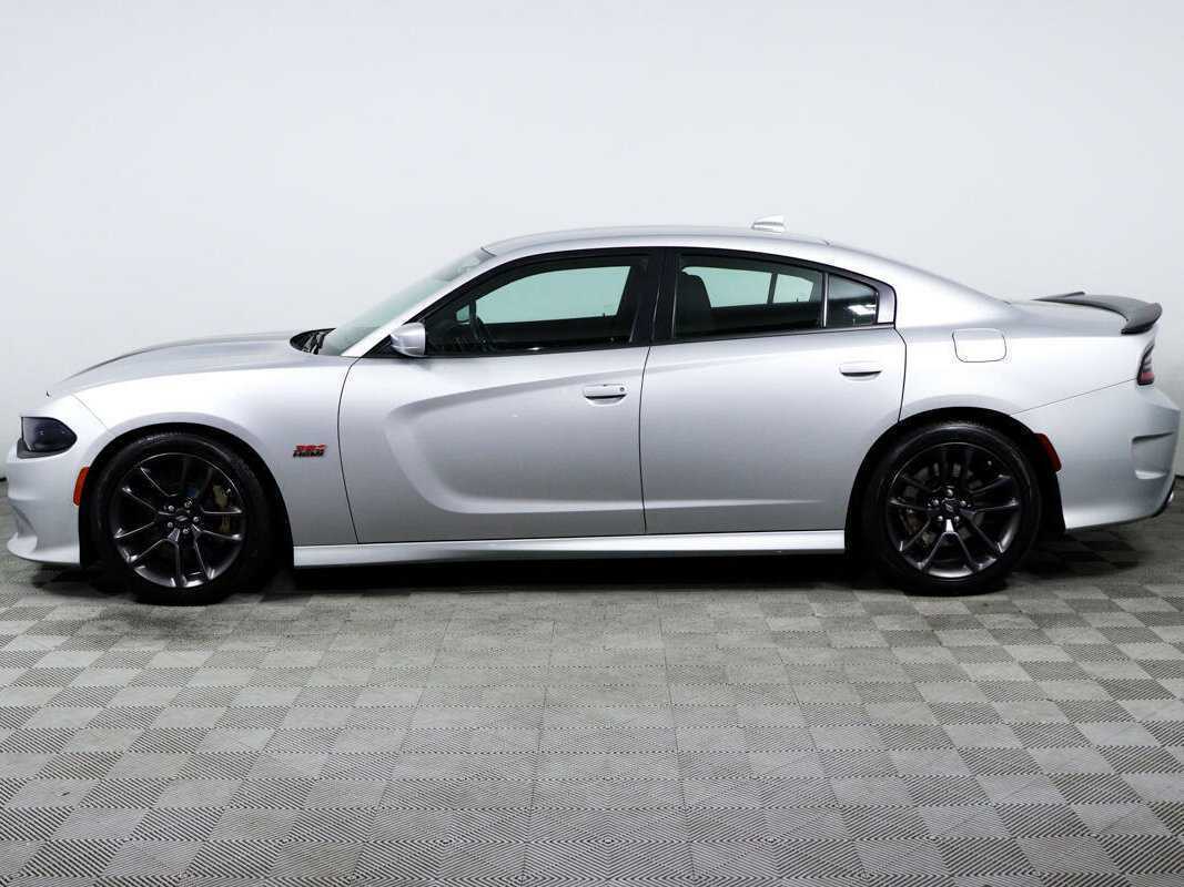 Dodge Charger с пробегом — 2020 год. Фото: #7