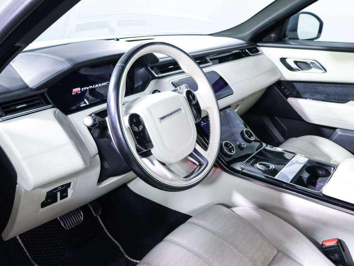 Land Rover Range Rover Velar с пробегом — 2018 год. Фото: #11