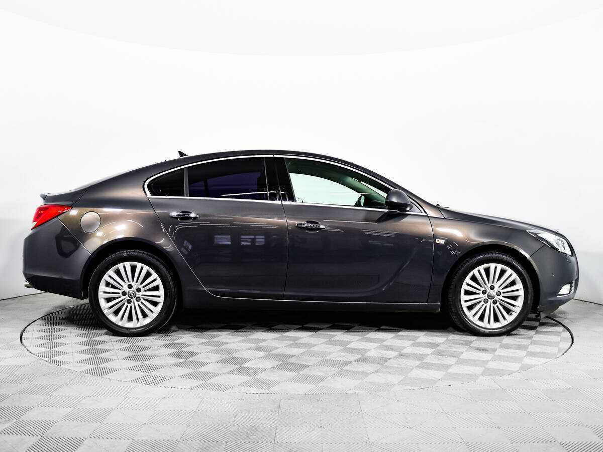 Opel Insignia с пробегом — 2013 год. Фото: #3