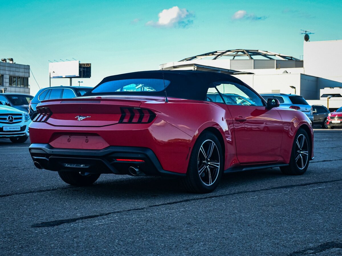 Ford Mustang с пробегом — 2024 год. Фото: #3