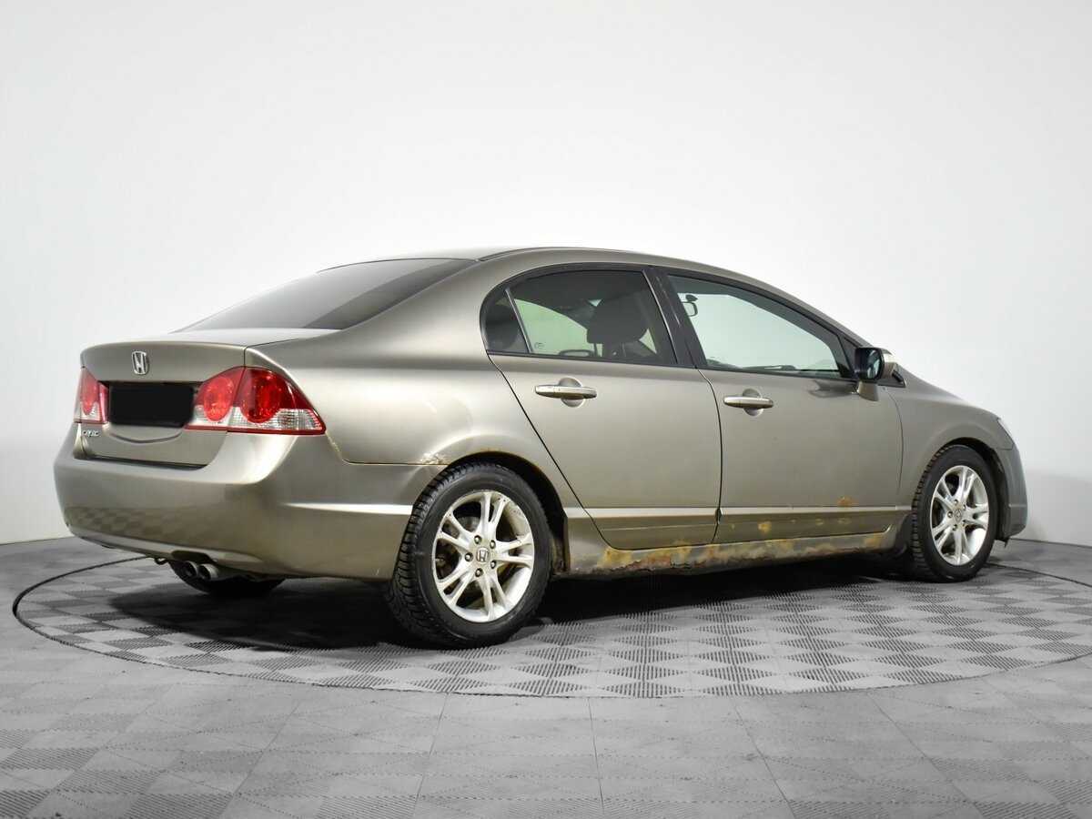 Honda Civic с пробегом — 2008 год. Фото: #3