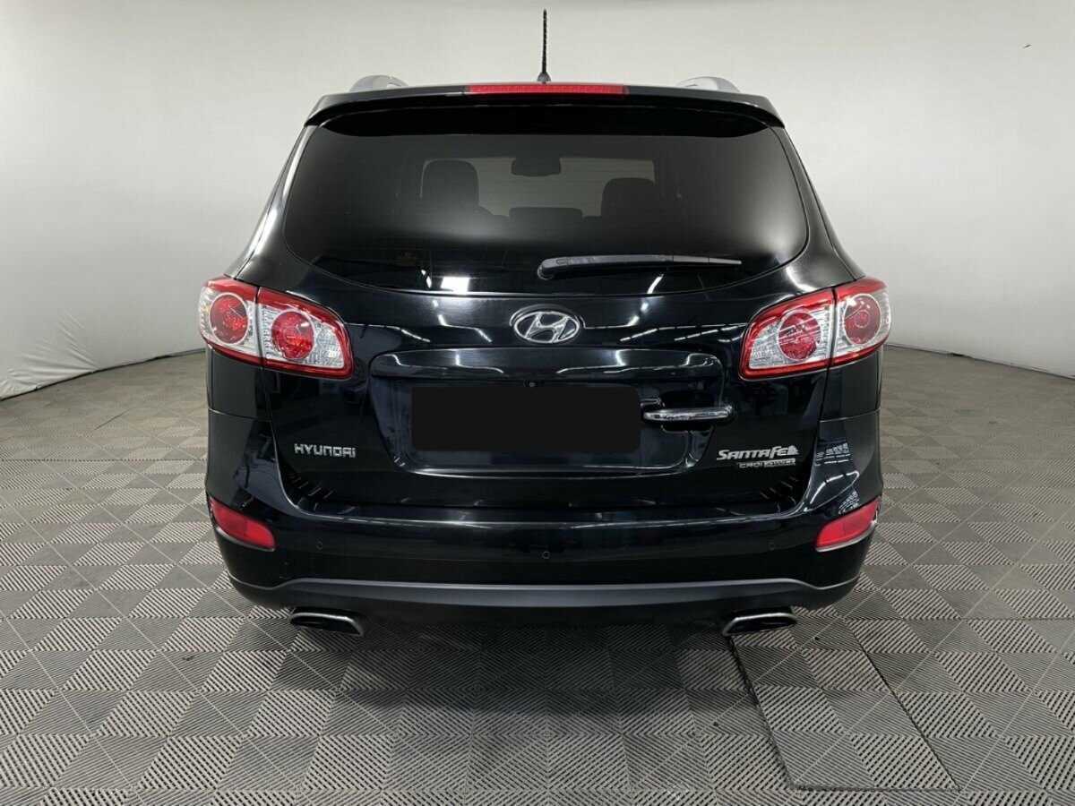 Hyundai Santa Fe с пробегом — 2010 год. Фото: #2