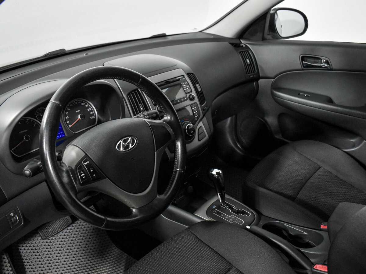 Hyundai i30 с пробегом — 2009 год. Фото: #8