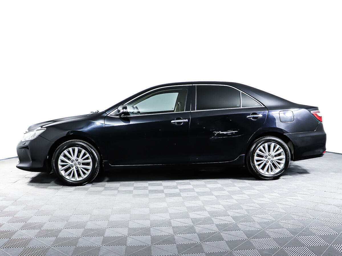 Toyota Camry с пробегом — 2015 год. Фото: #6