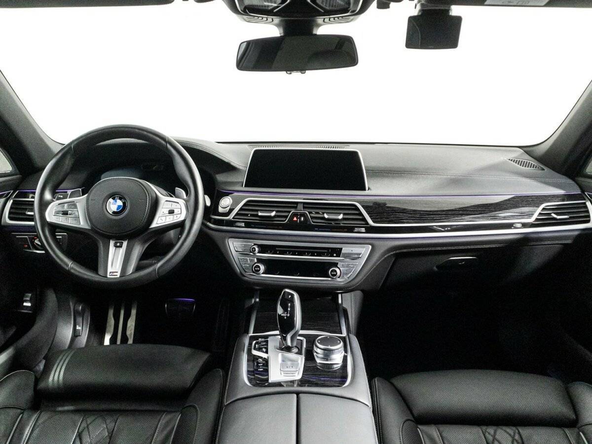 BMW 7 серии с пробегом — 2020 год. Фото: #12