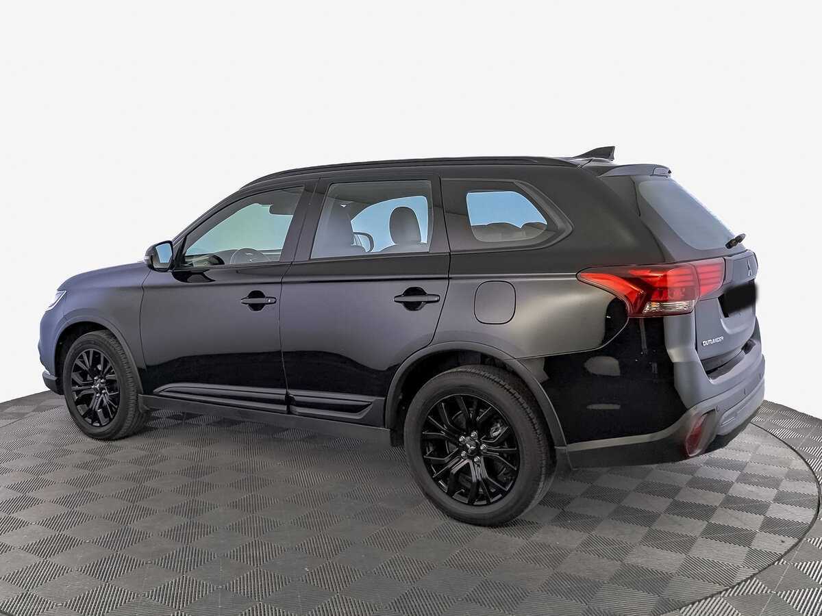 Mitsubishi Outlander с пробегом — 2021 год. Фото: #6