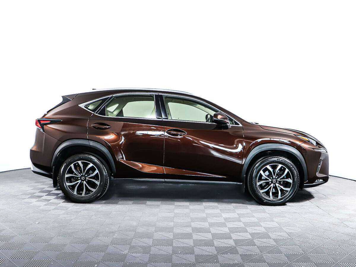 Lexus NX с пробегом — 2017 год. Фото: #3