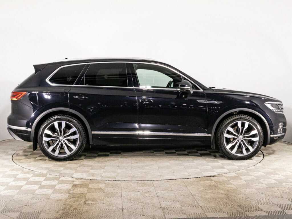 Volkswagen Touareg с пробегом — 2019 год. Фото: #3