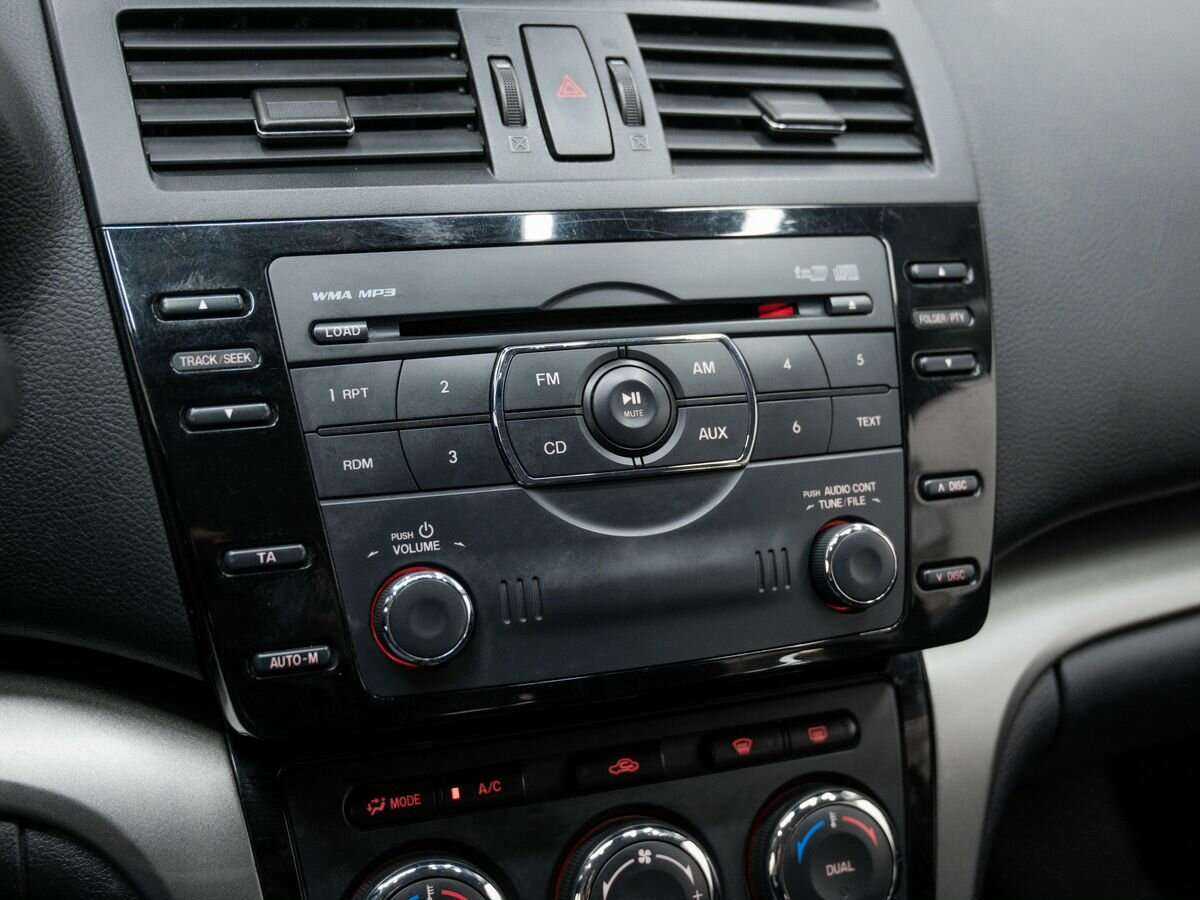 Mazda 6 с пробегом — 2010 год. Фото: #21