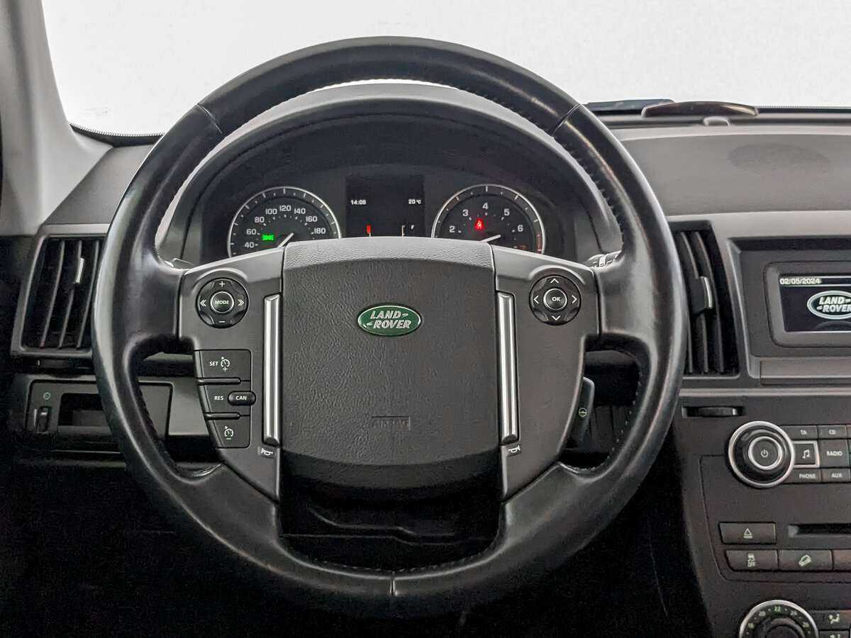 Land Rover Freelander с пробегом — 2014 год. Фото: #16