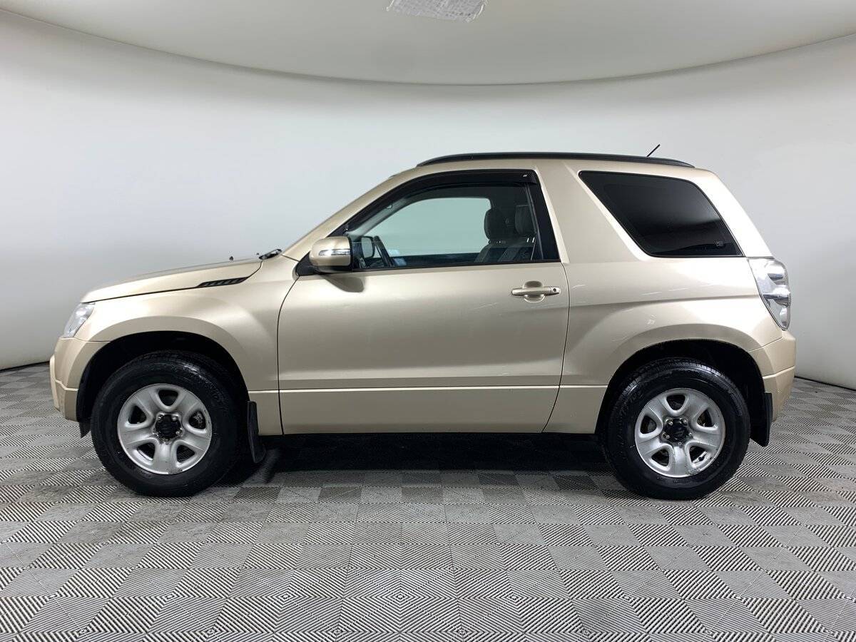 Suzuki Grand Vitara с пробегом — 2010 год. Фото: #7