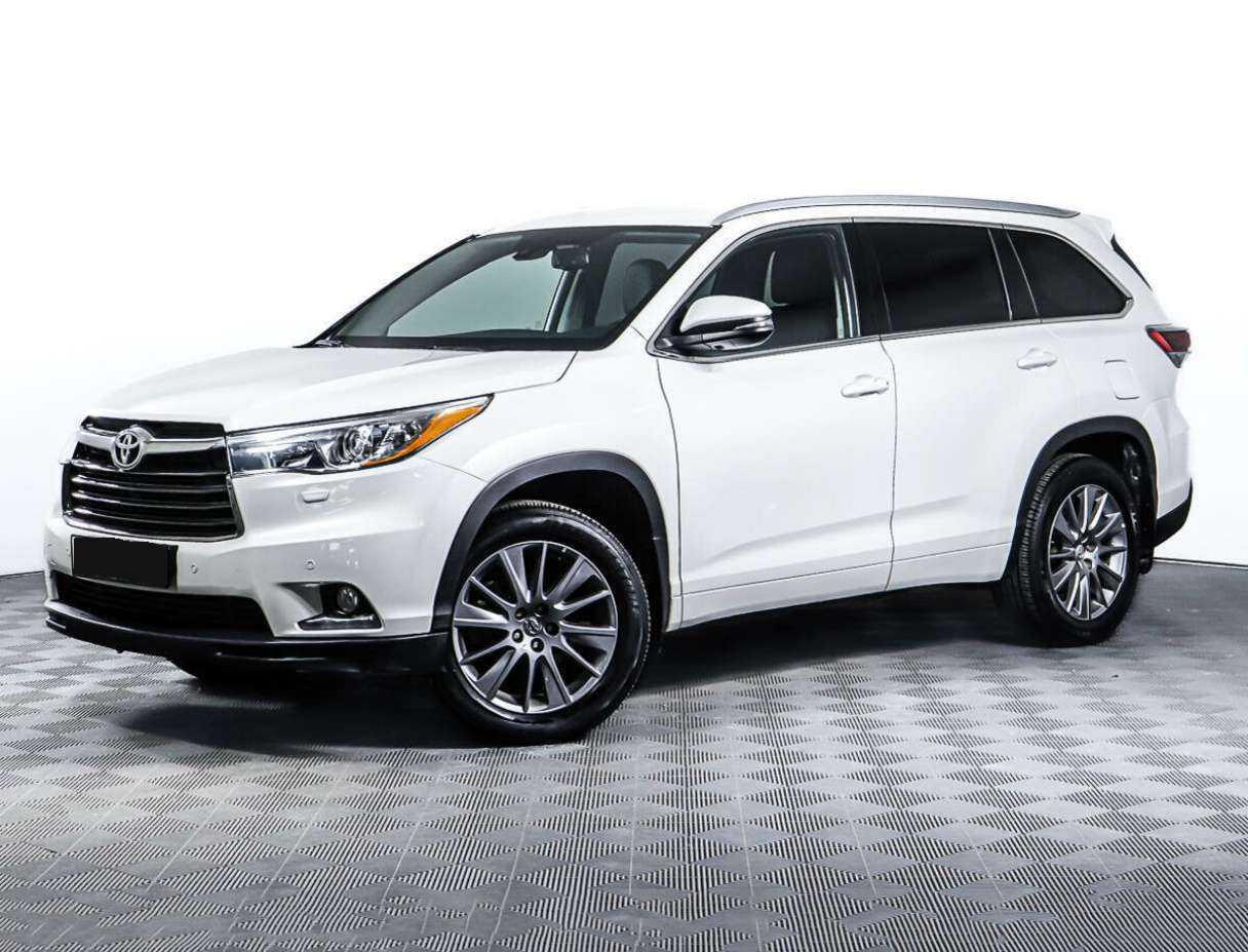 Toyota Highlander с пробегом — 2015 год. Фото: #0