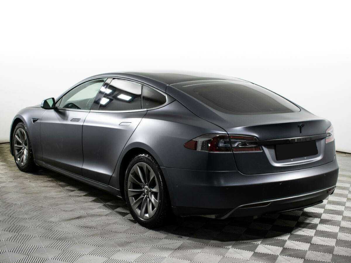 Tesla Model S с пробегом — 2019 год. Фото: #6