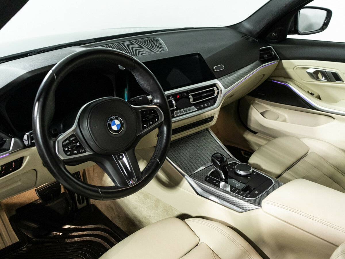 BMW 3 серии с пробегом — 2020 год. Фото: #10