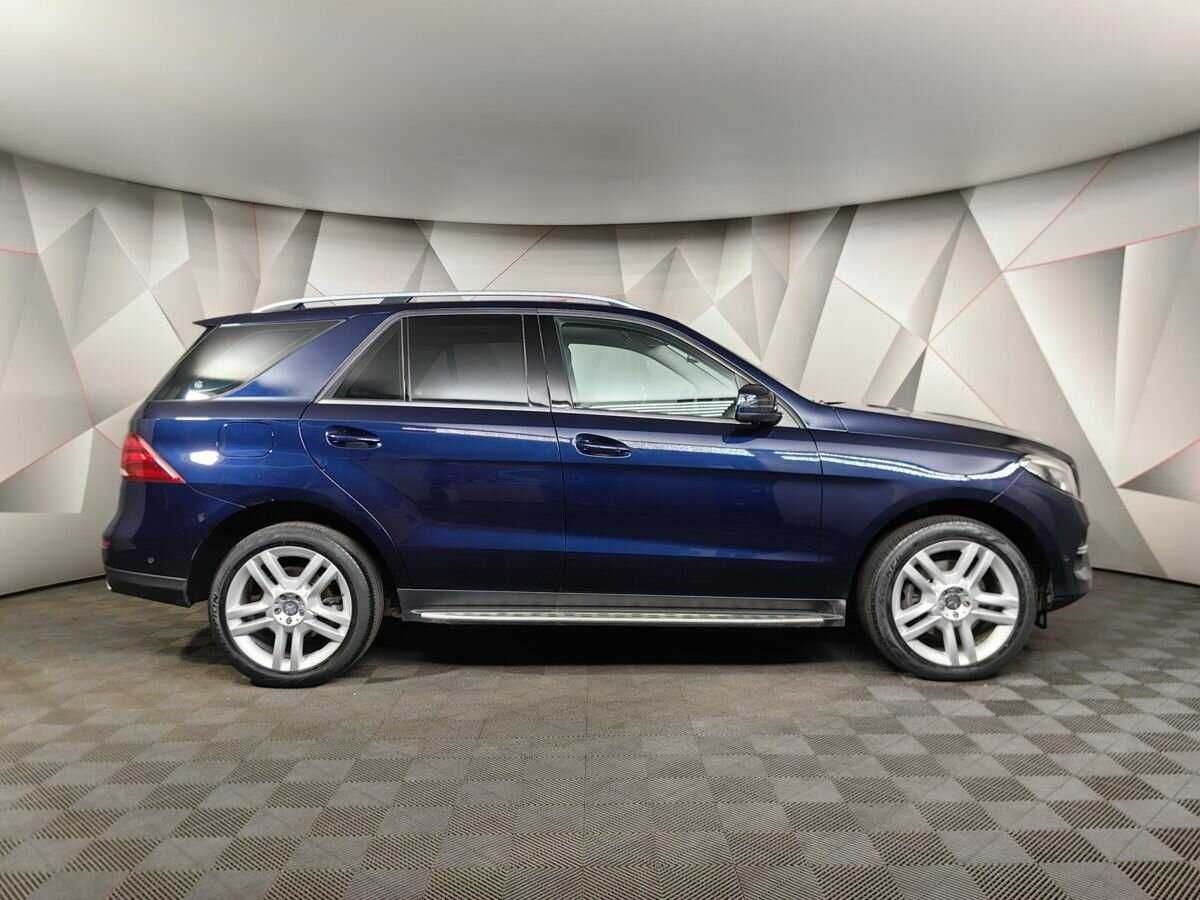 Mercedes-Benz GLE с пробегом — 2015 год. Фото: #5