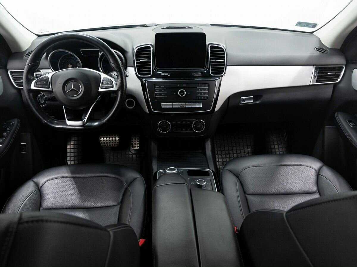 Mercedes-Benz GLE с пробегом — 2018 год. Фото: #14