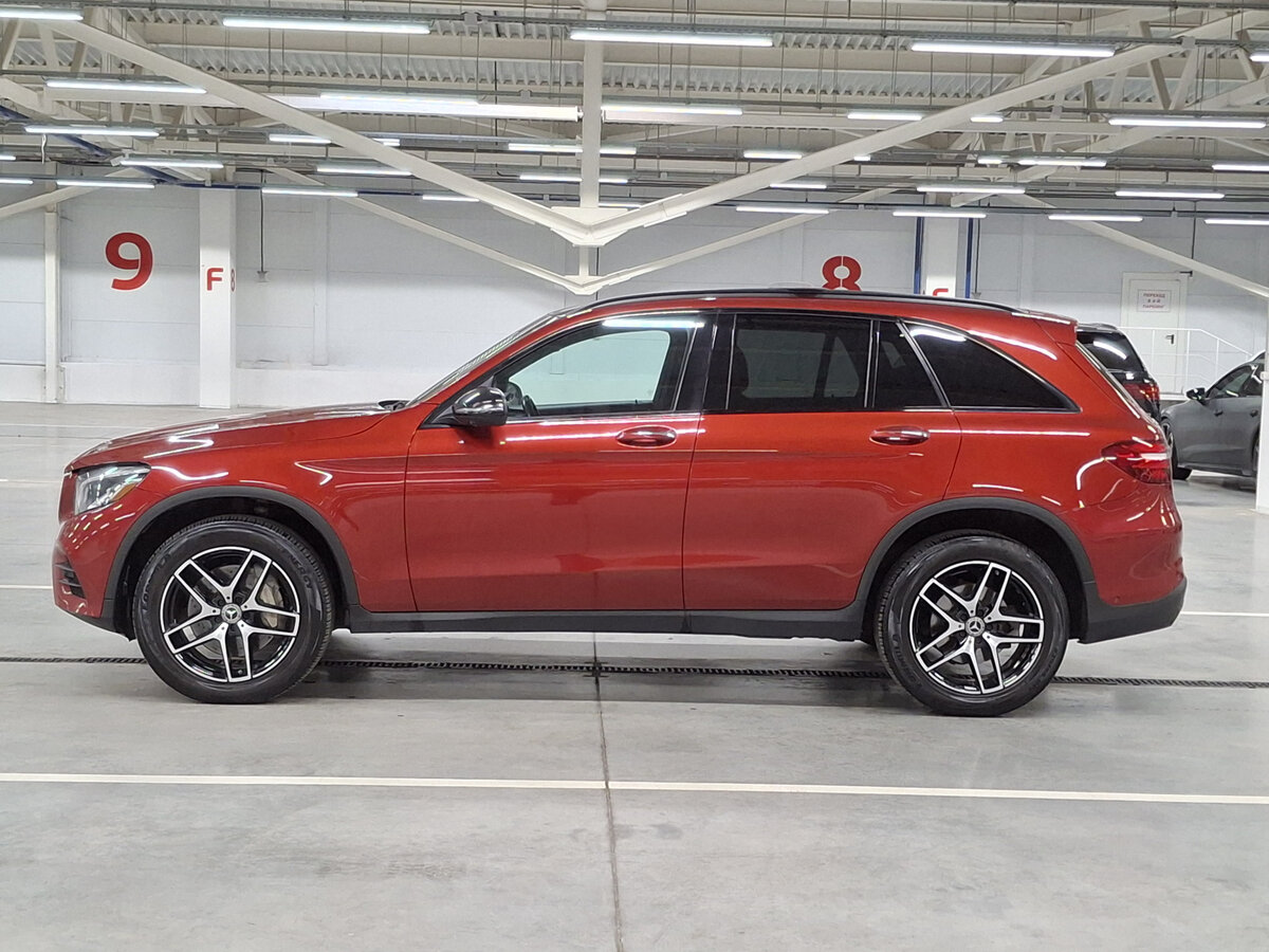 Mercedes-Benz GLC с пробегом — 2018 год. Фото: #7