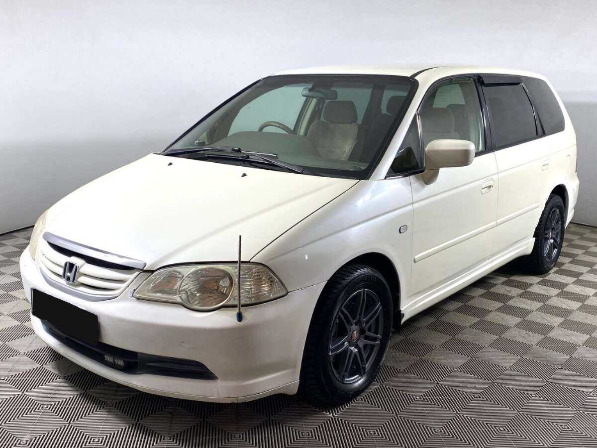 Honda Odyssey с пробегом — 2002 год. Фото: #0