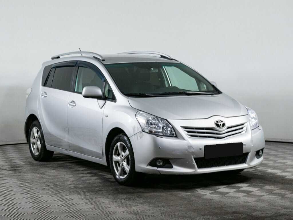 Toyota Verso с пробегом — 2011 год. Фото: #2