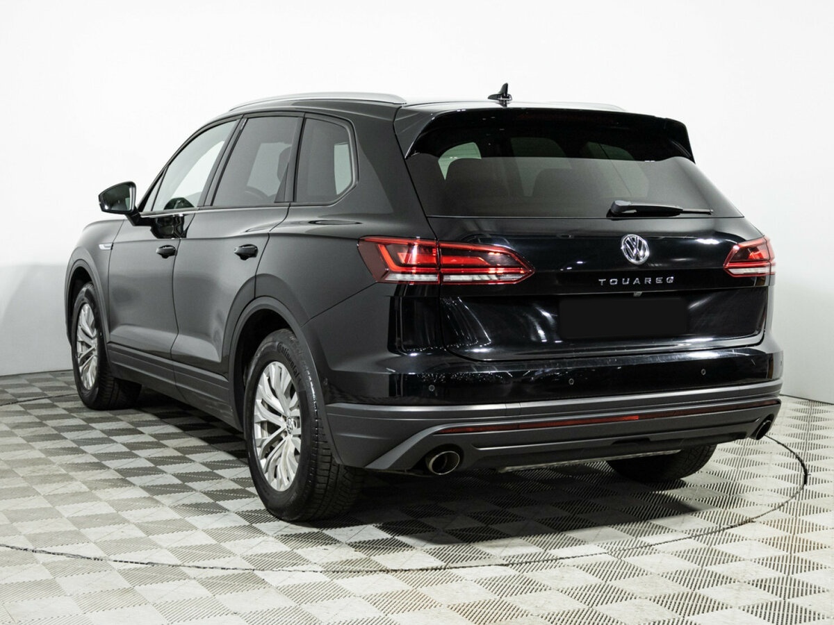 Volkswagen Touareg с пробегом — 2018 год. Фото: #5